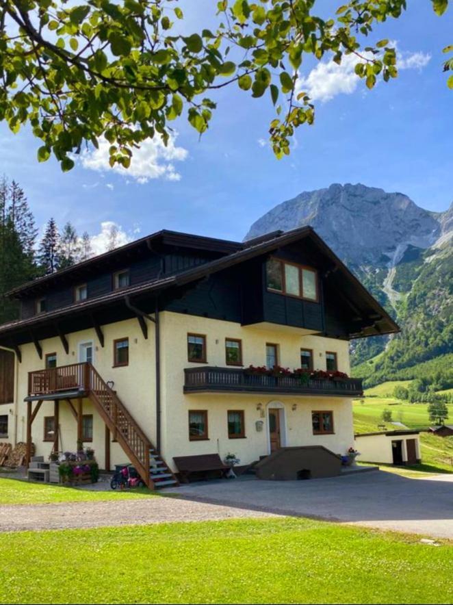 Reithgut Apartment Sankt Martin am Tennengebirge Bagian luar foto
